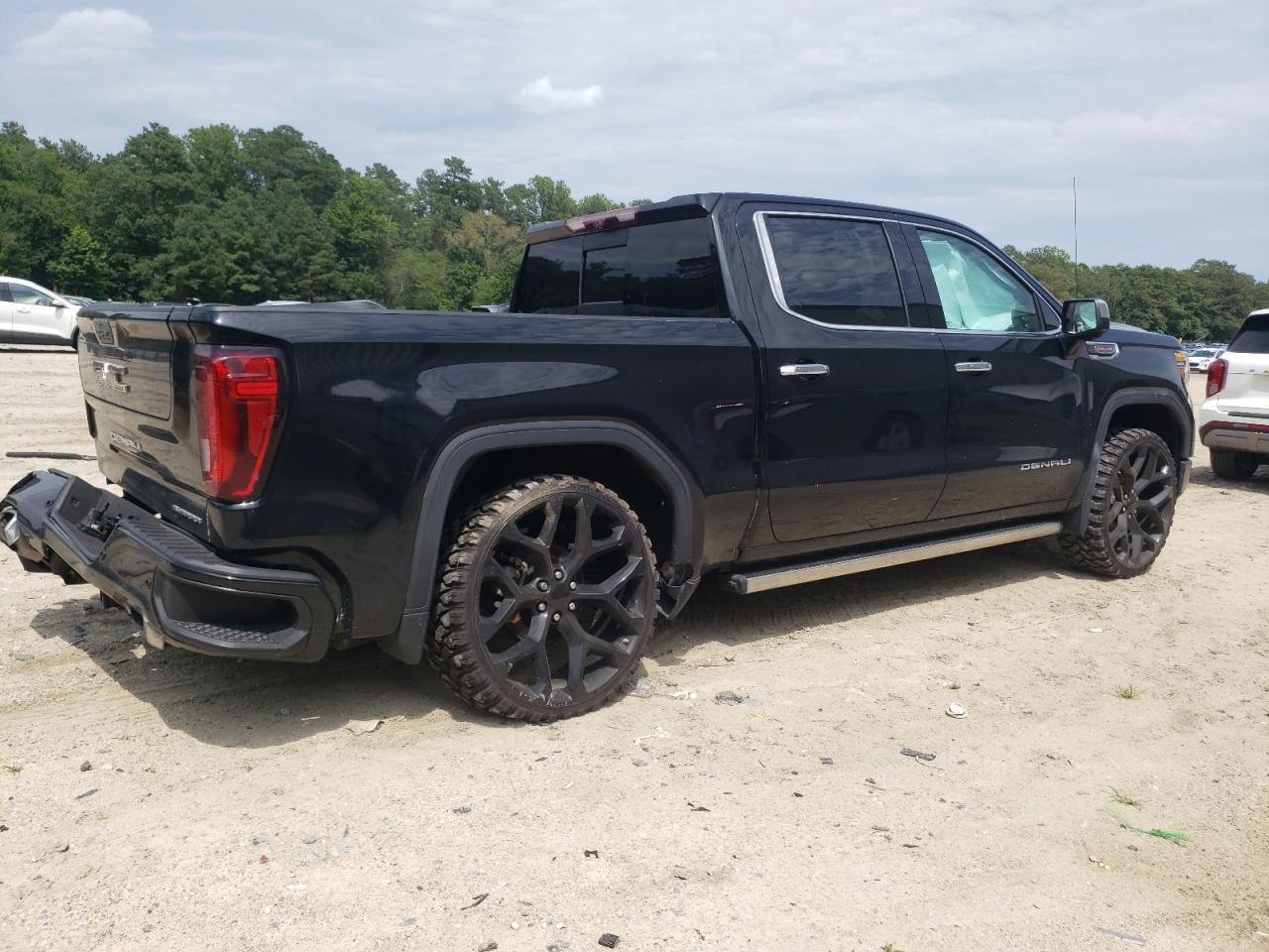 2021 GMC Sierra K1500 Denali - Image 3