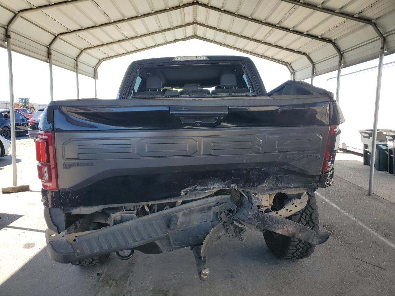 2017 Ford F150 Raptor - Фото 6