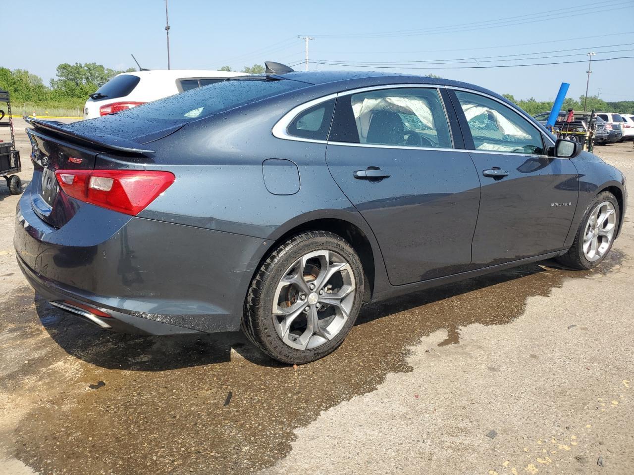 2019 Chevrolet Malibu Rs - Image 3