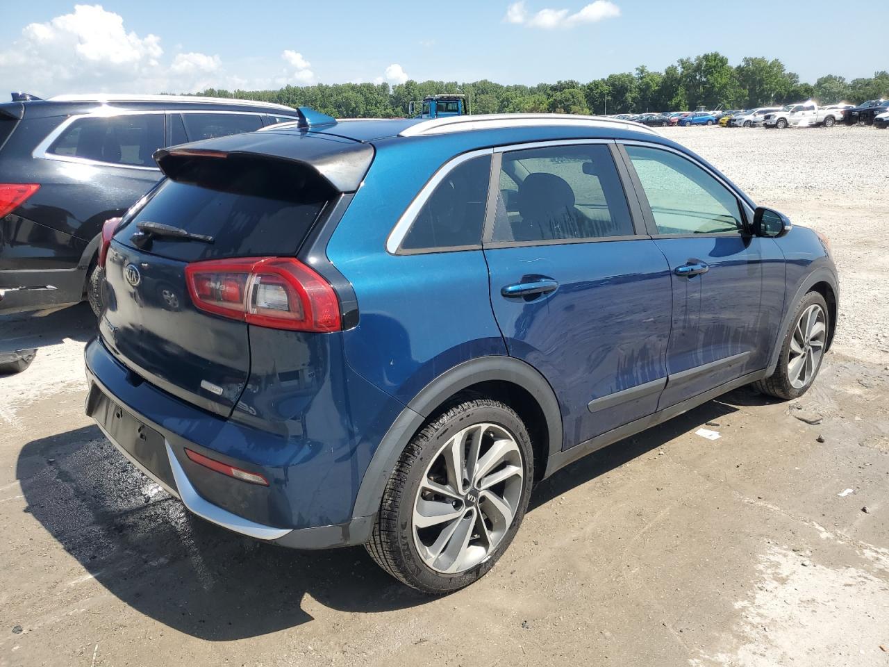 2017 Kia Niro Ex Touring - Фото 3