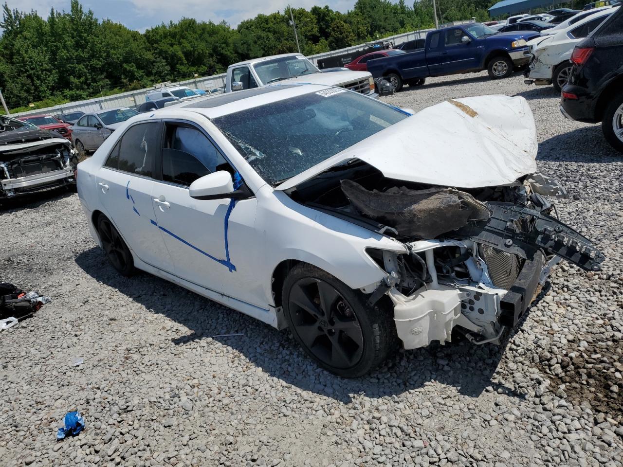2014 Toyota Camry Se - Фото 4