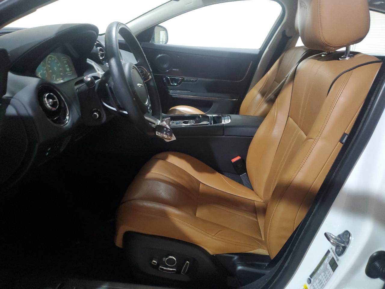 2016 Jaguar Xj Supercharged - Image 7