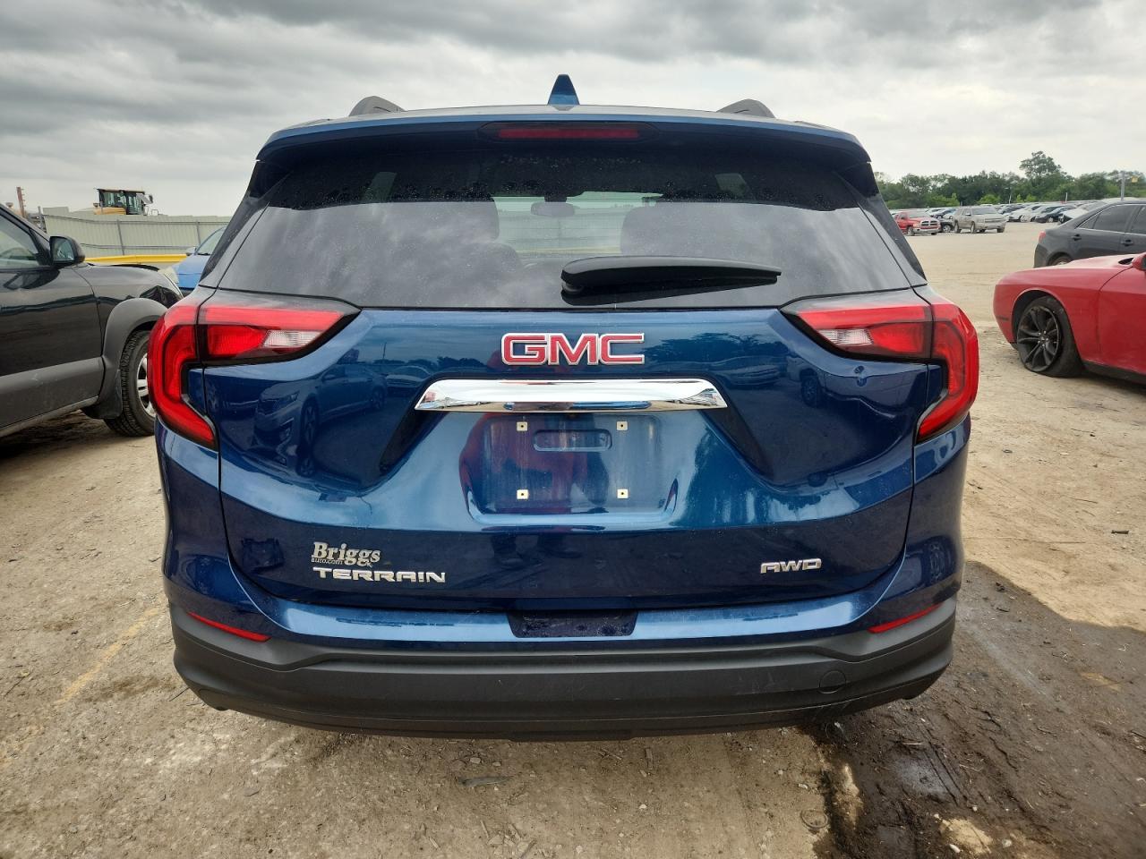 2020 GMC Terrain Sle - Image 6