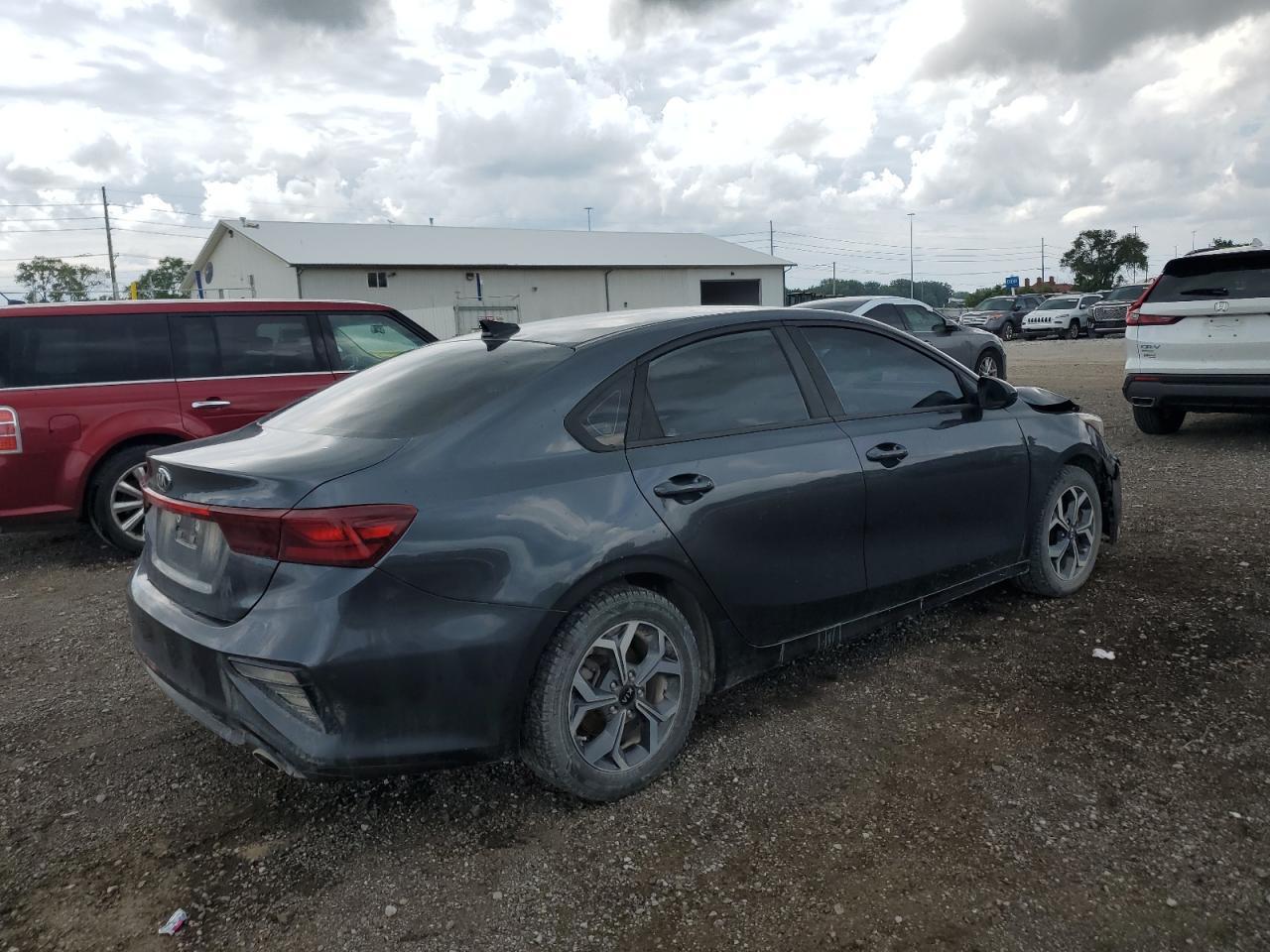2020 Kia Forte Fe - Фото 3