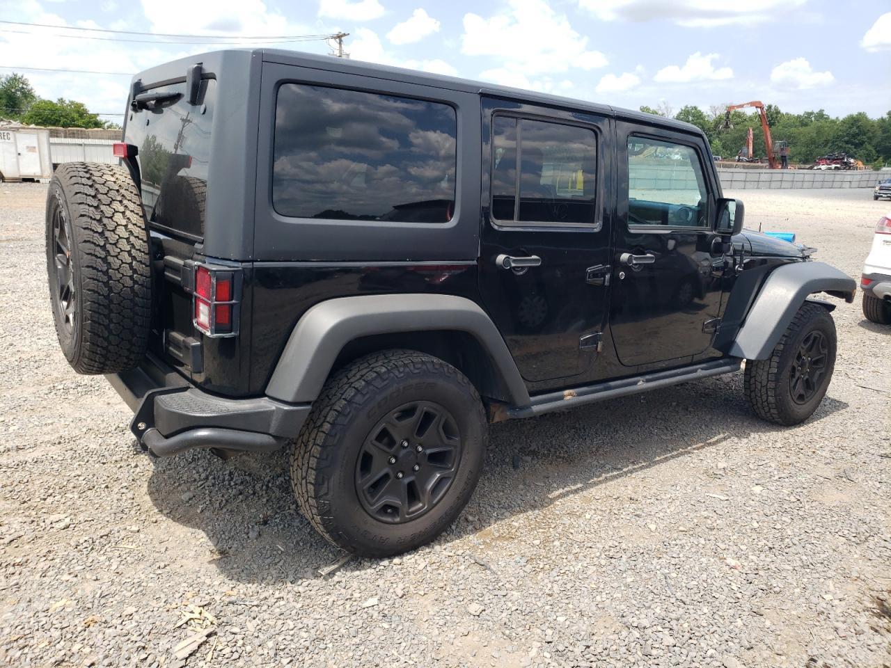 2013 Jeep Wrangler Unlimited Sahara - Фото 3