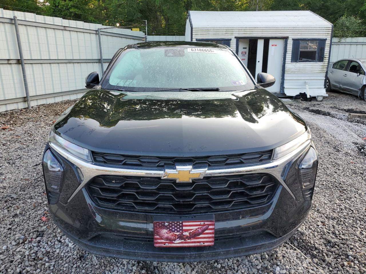 2024 Chevrolet Trax Ls - Image 5