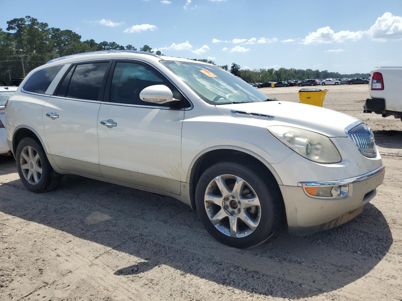 2010 Buick Enclave - Image 4