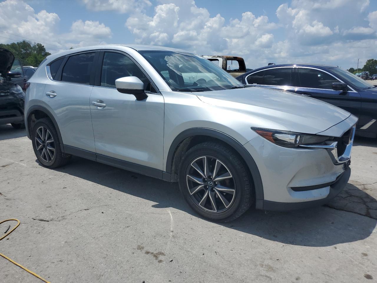 2018 Mazda Cx-5 Touring - Image 4