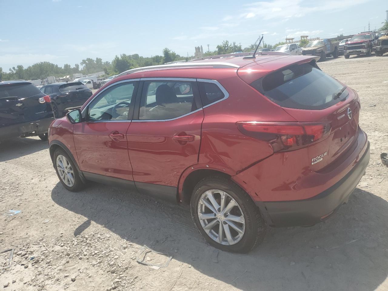 2017 Nissan Rogue Sport S - Image 2