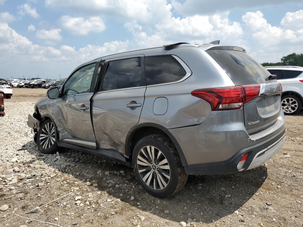 2020 Mitsubishi Outlander Se - Image 2