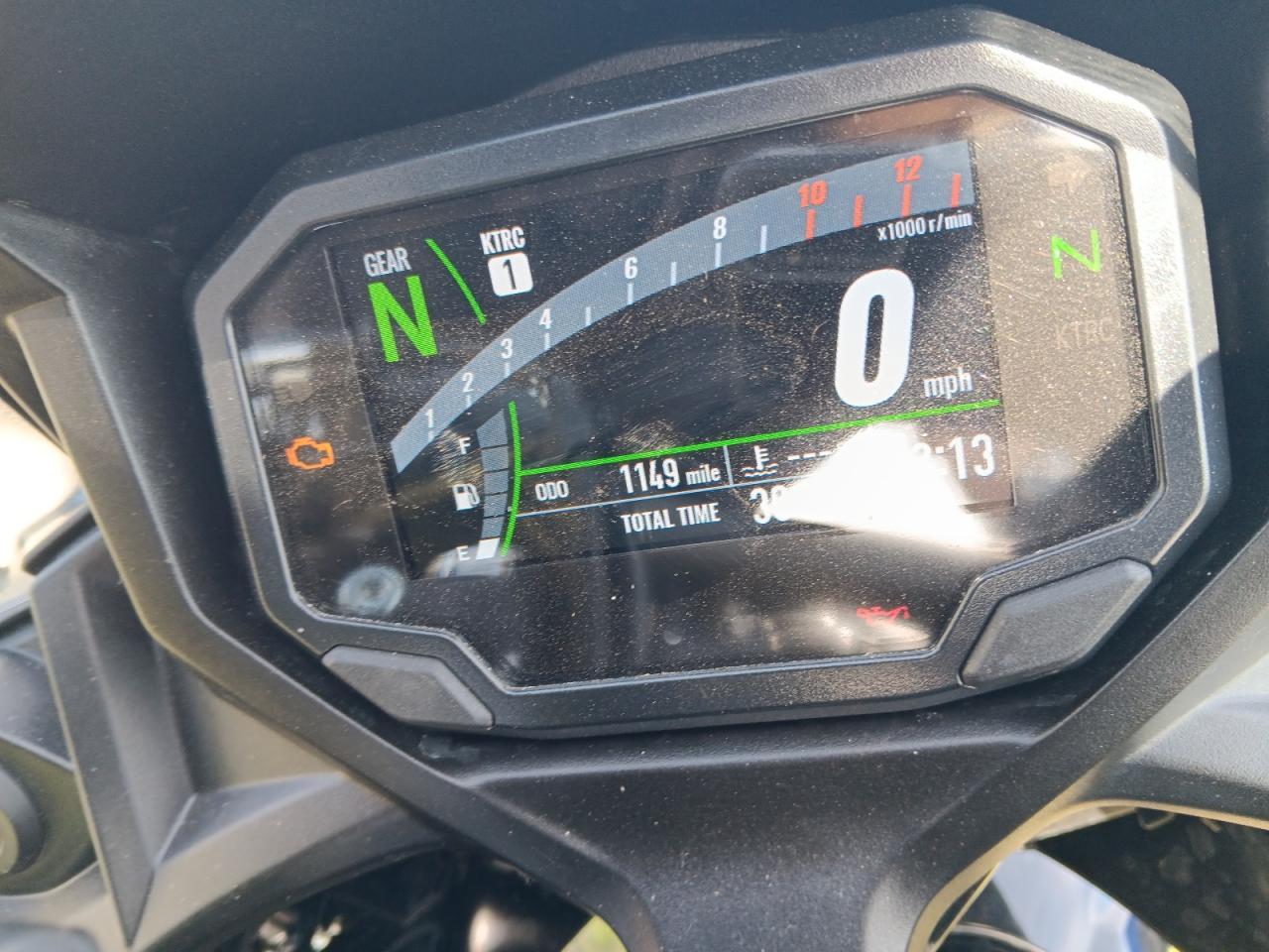 2025 Kawasaki Ex650 R - Фото 7