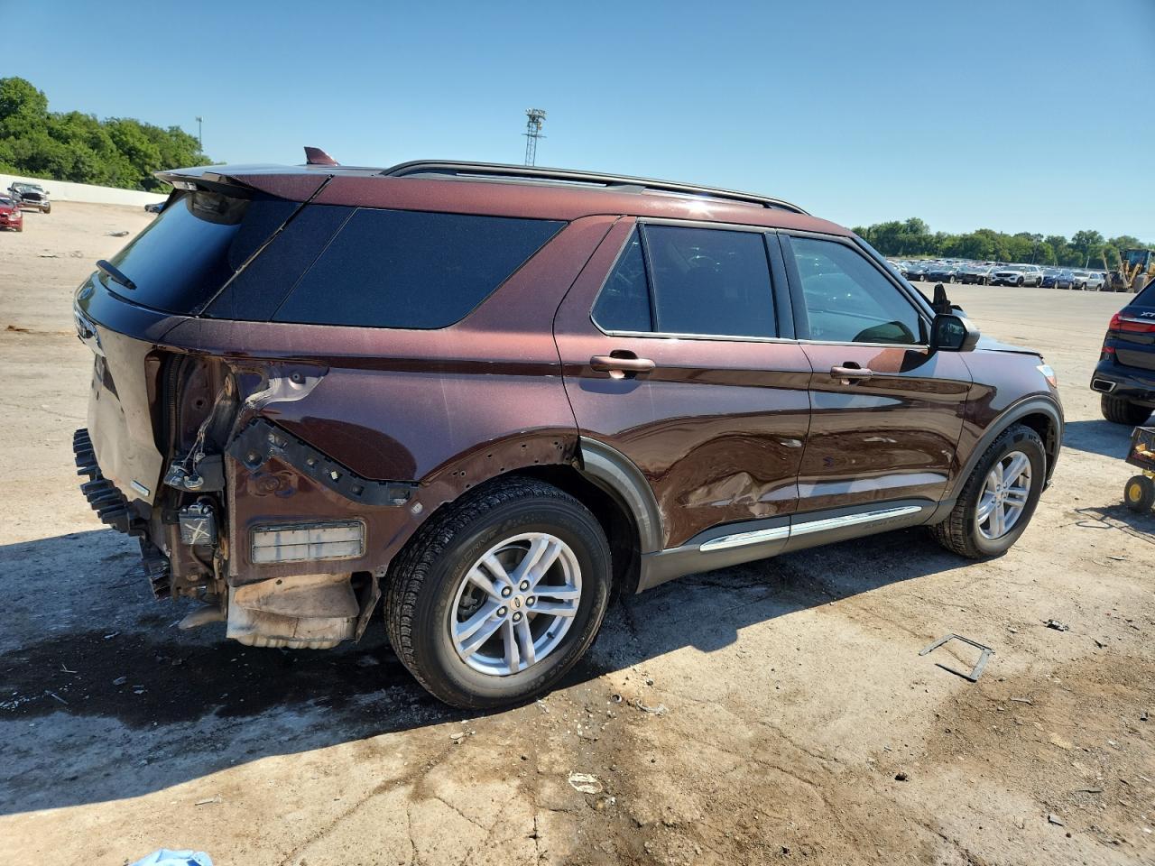 2020 Ford Explorer Xlt - Image 3