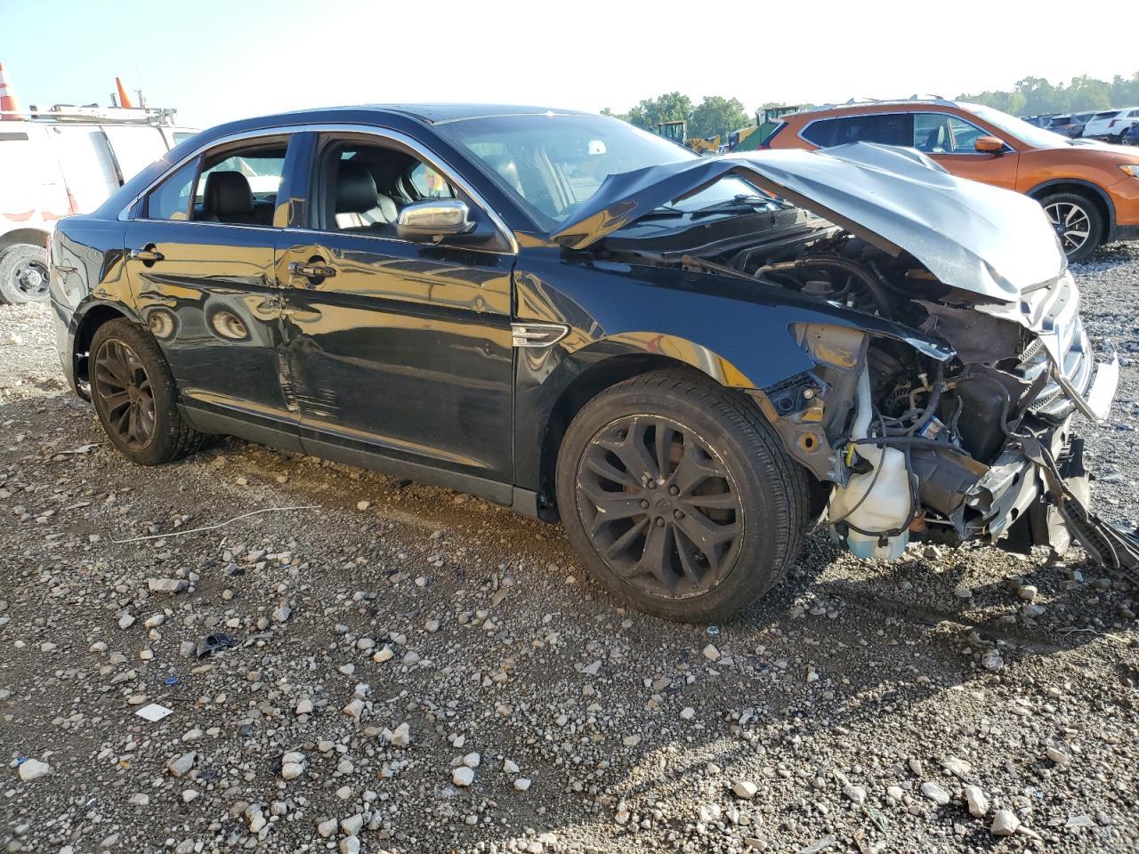 2013 Ford Taurus Limited - Фото 4