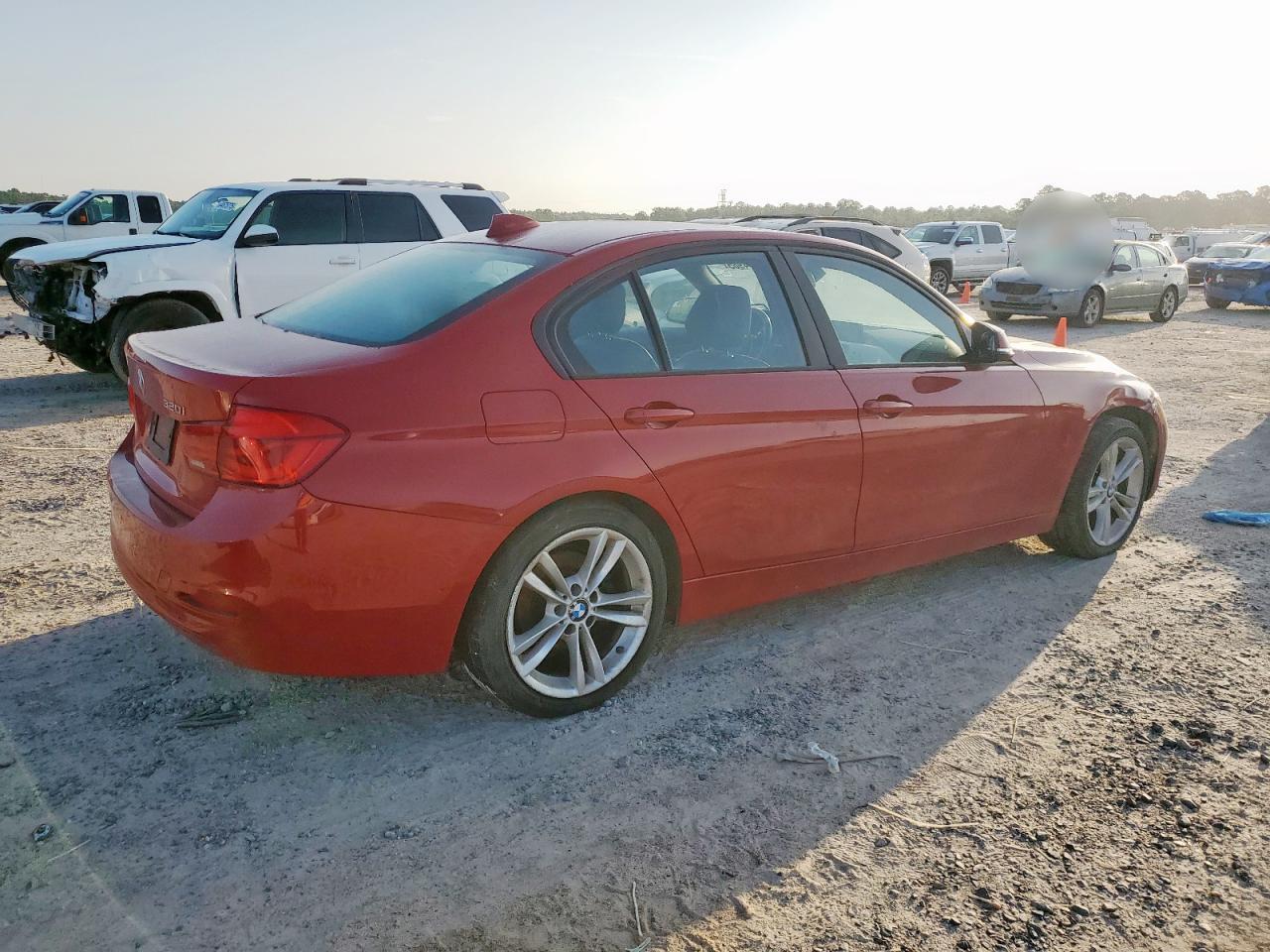2016 BMW 320 I - Фото 3