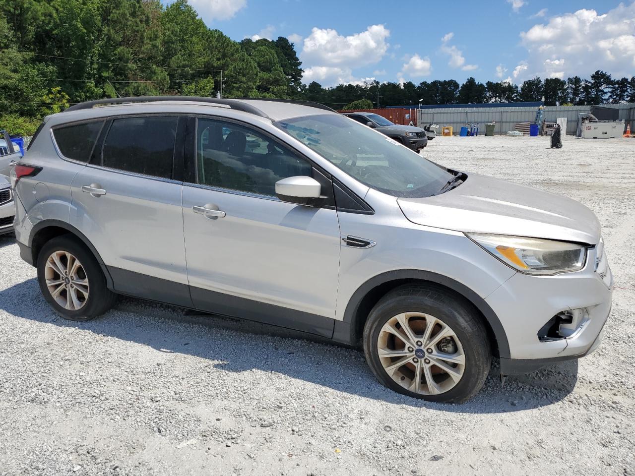 2018 Ford Escape Se - Фото 4
