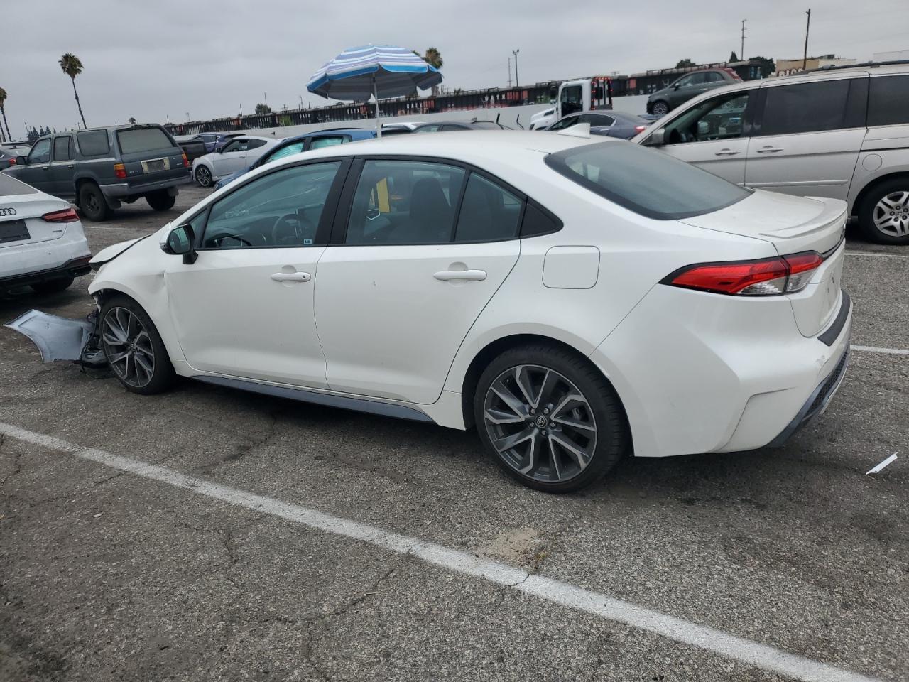 2021 Toyota Corolla Se - Фото 2