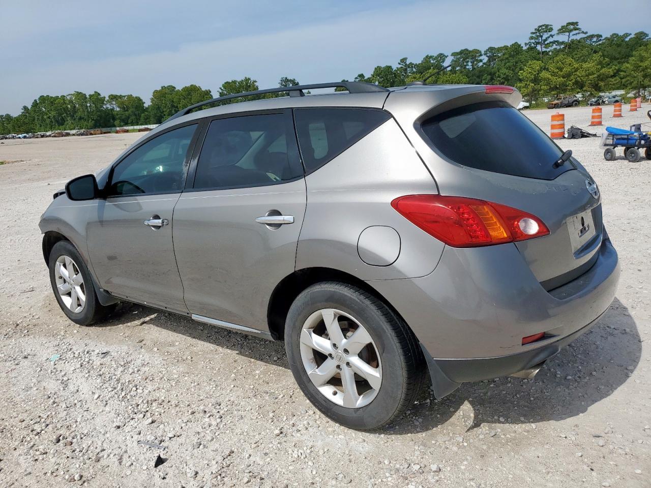 2009 Nissan Murano S - Image 2