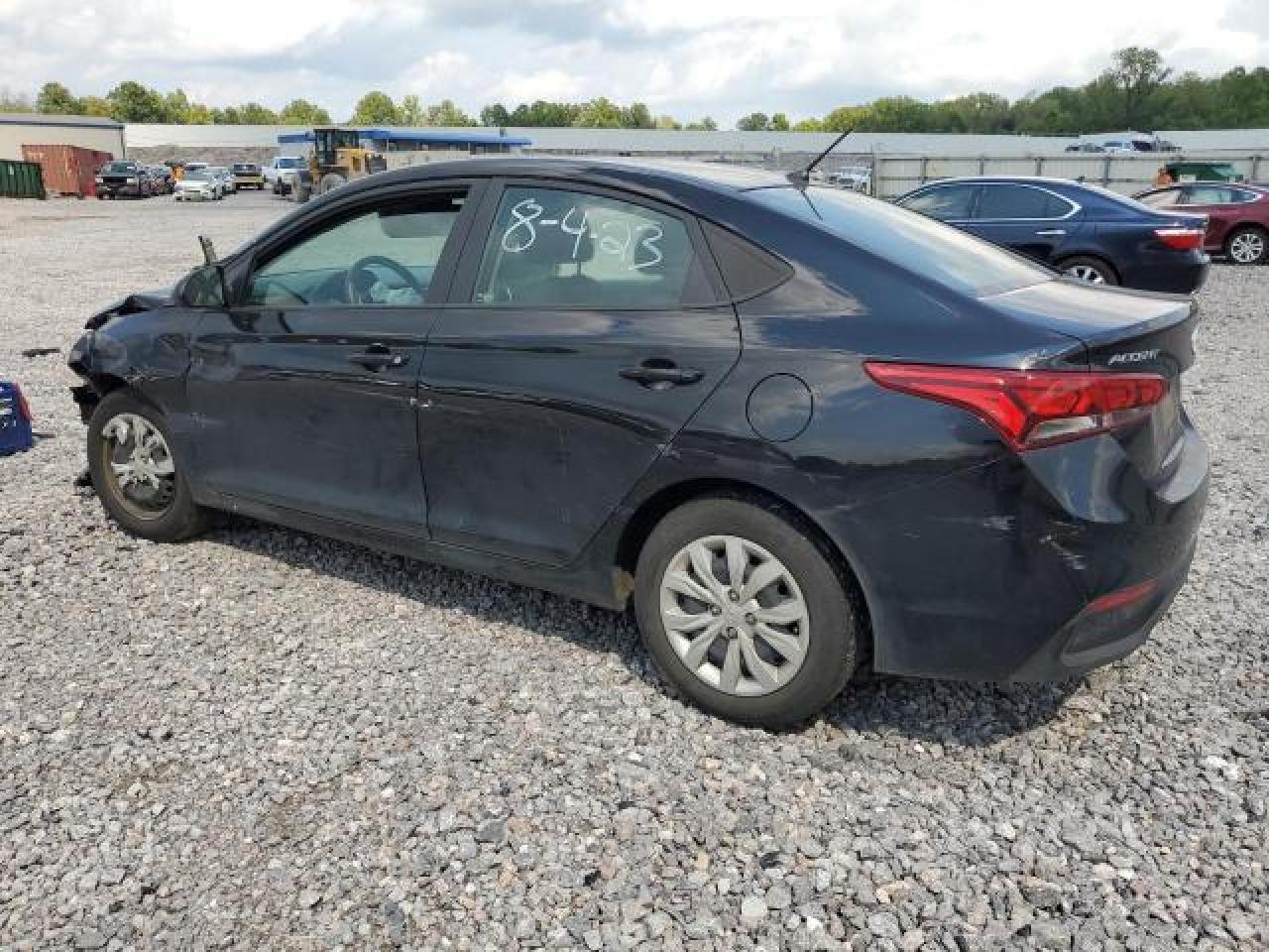 2021 Hyundai Accent Se - Фото 2