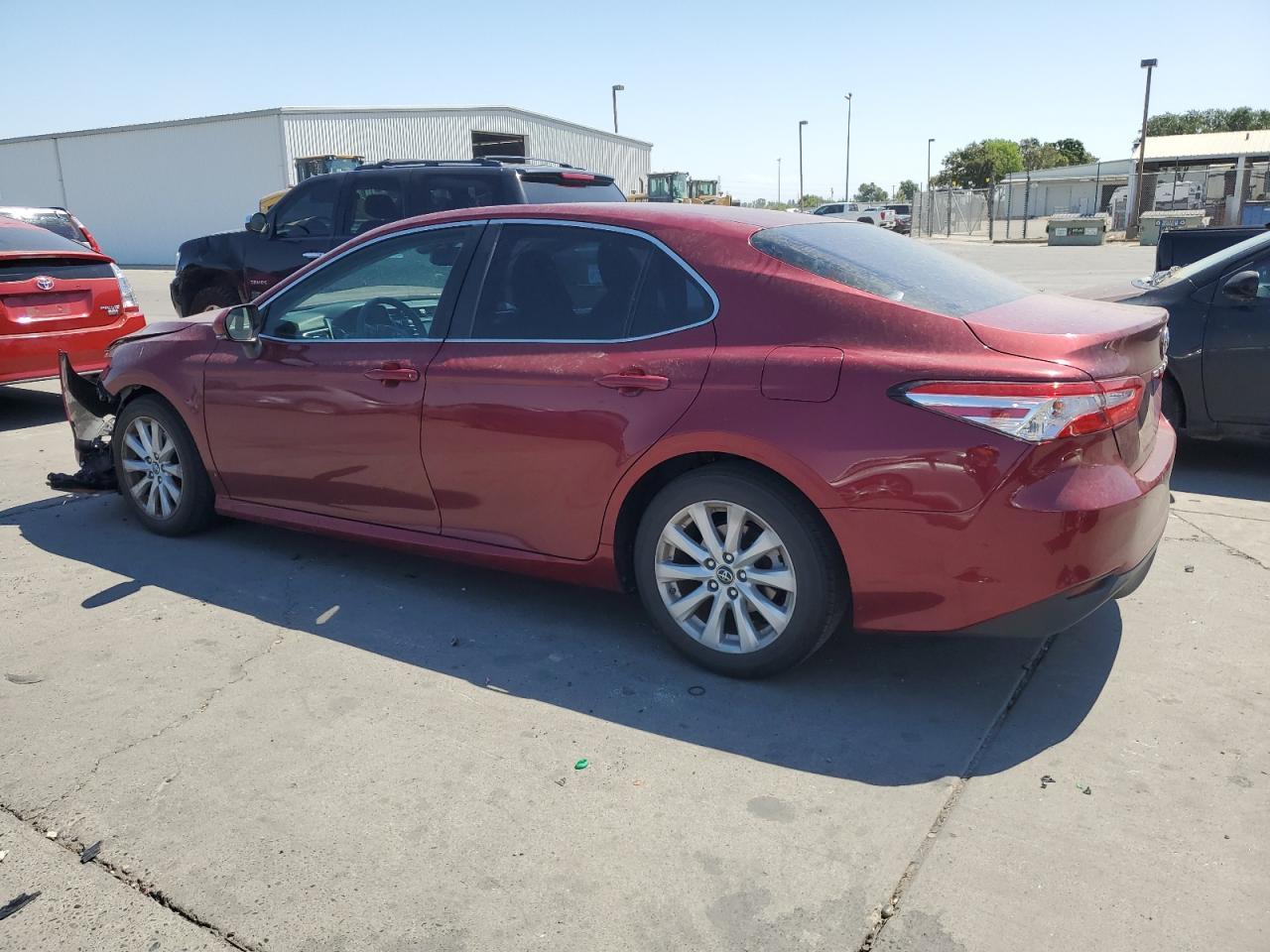 2018 Toyota Camry L - Фото 2