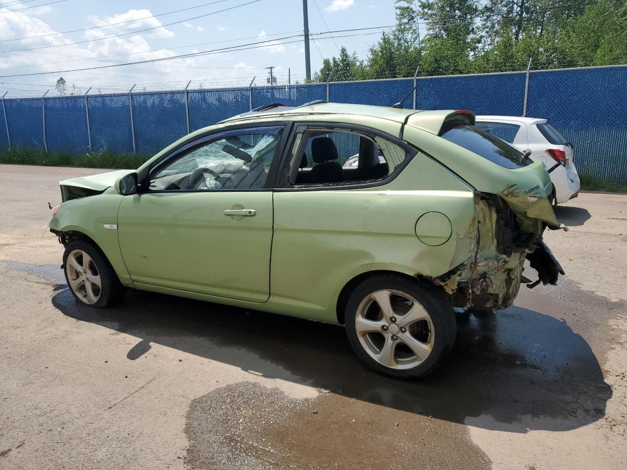 2011 Hyundai Accent Se - Фото 2