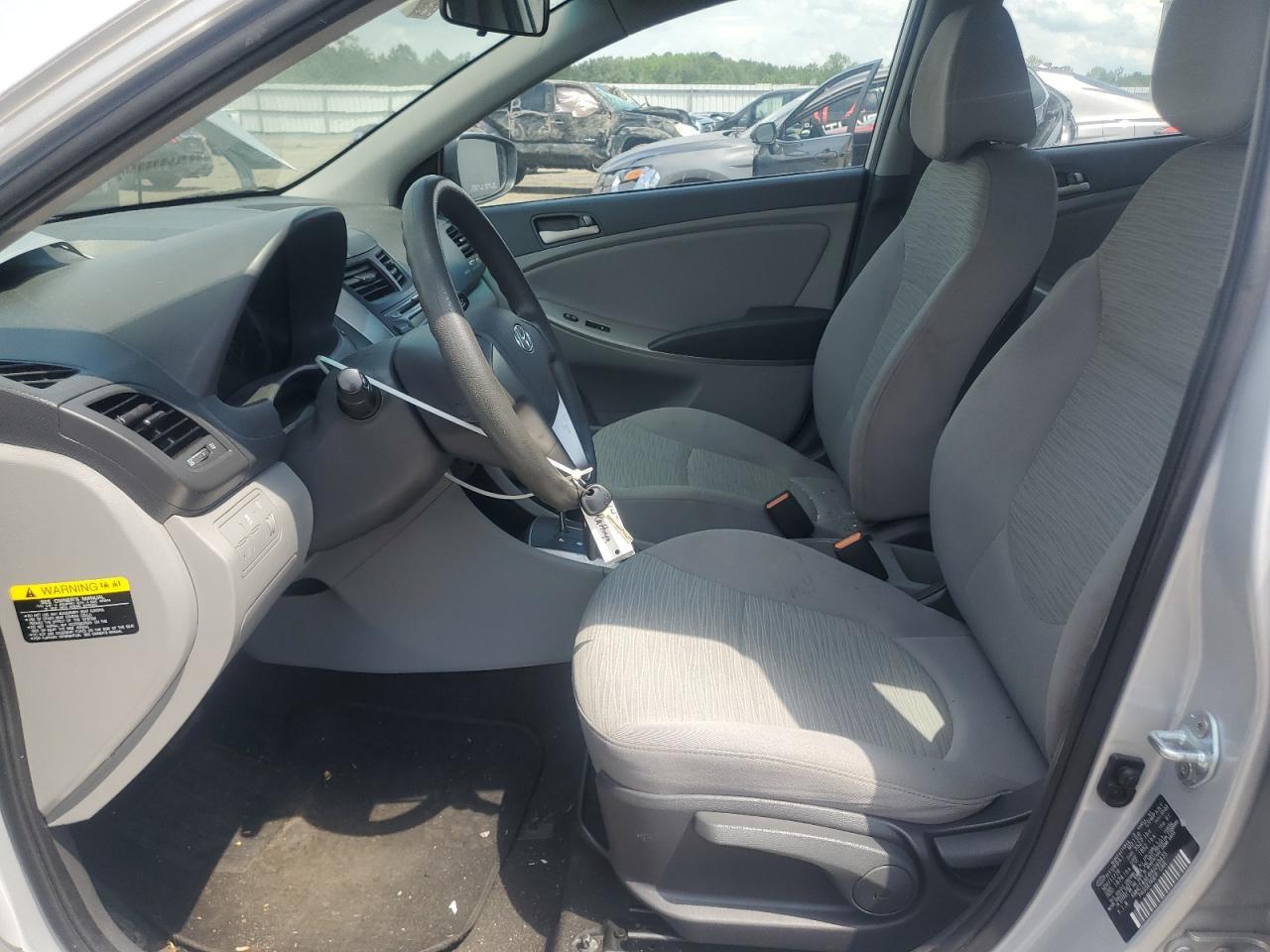 2017 Hyundai Accent Se - Фото 7