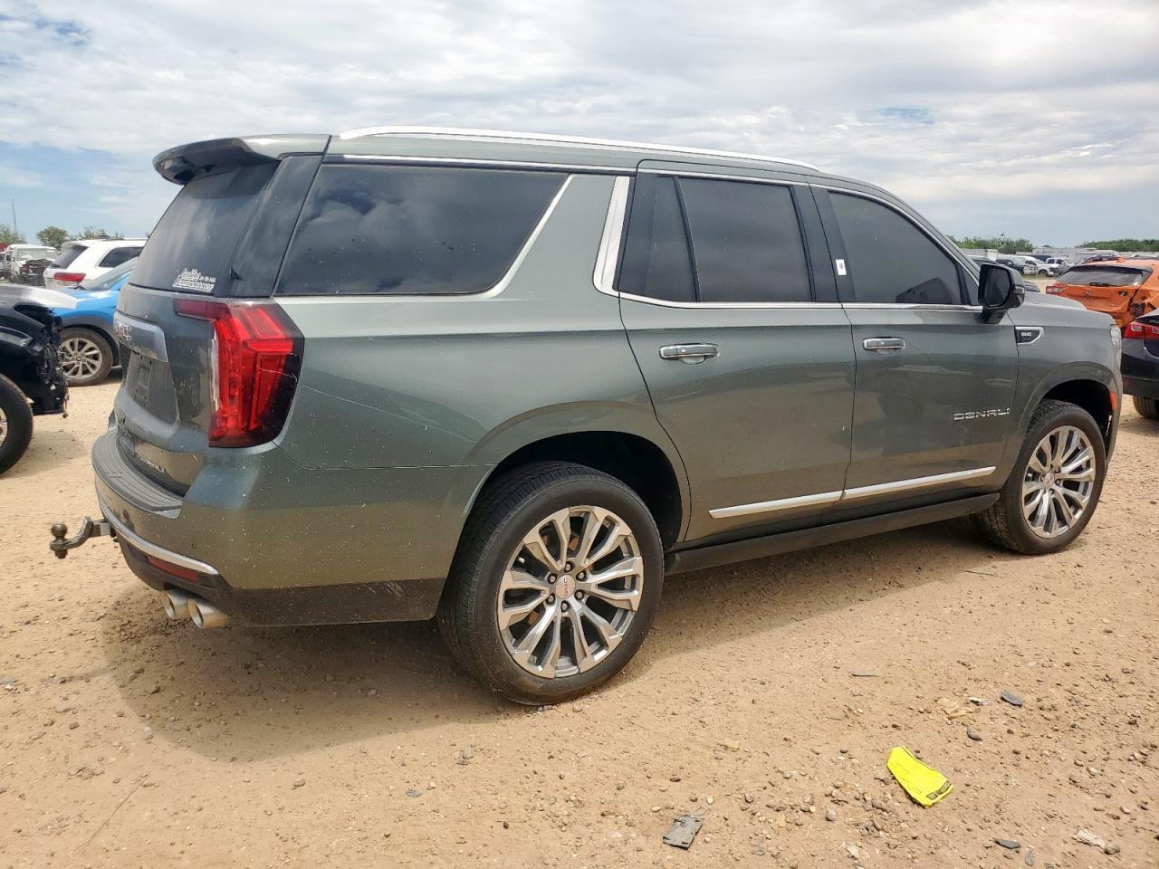 2024 GMC Yukon Denali - Image 3