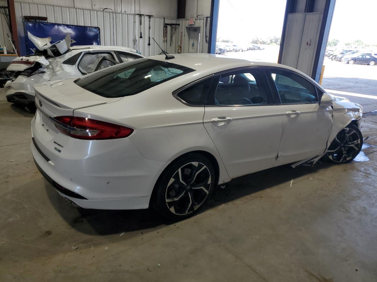 2017 Ford Fusion Sport - Фото 3