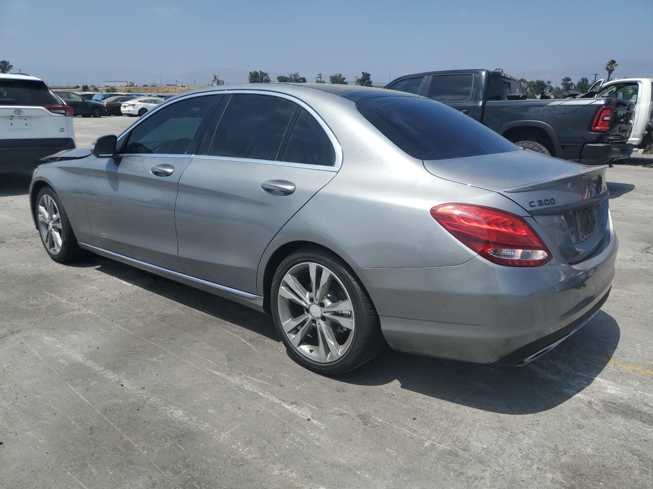 2015 Mercedes-Benz C 300 - Фото 2