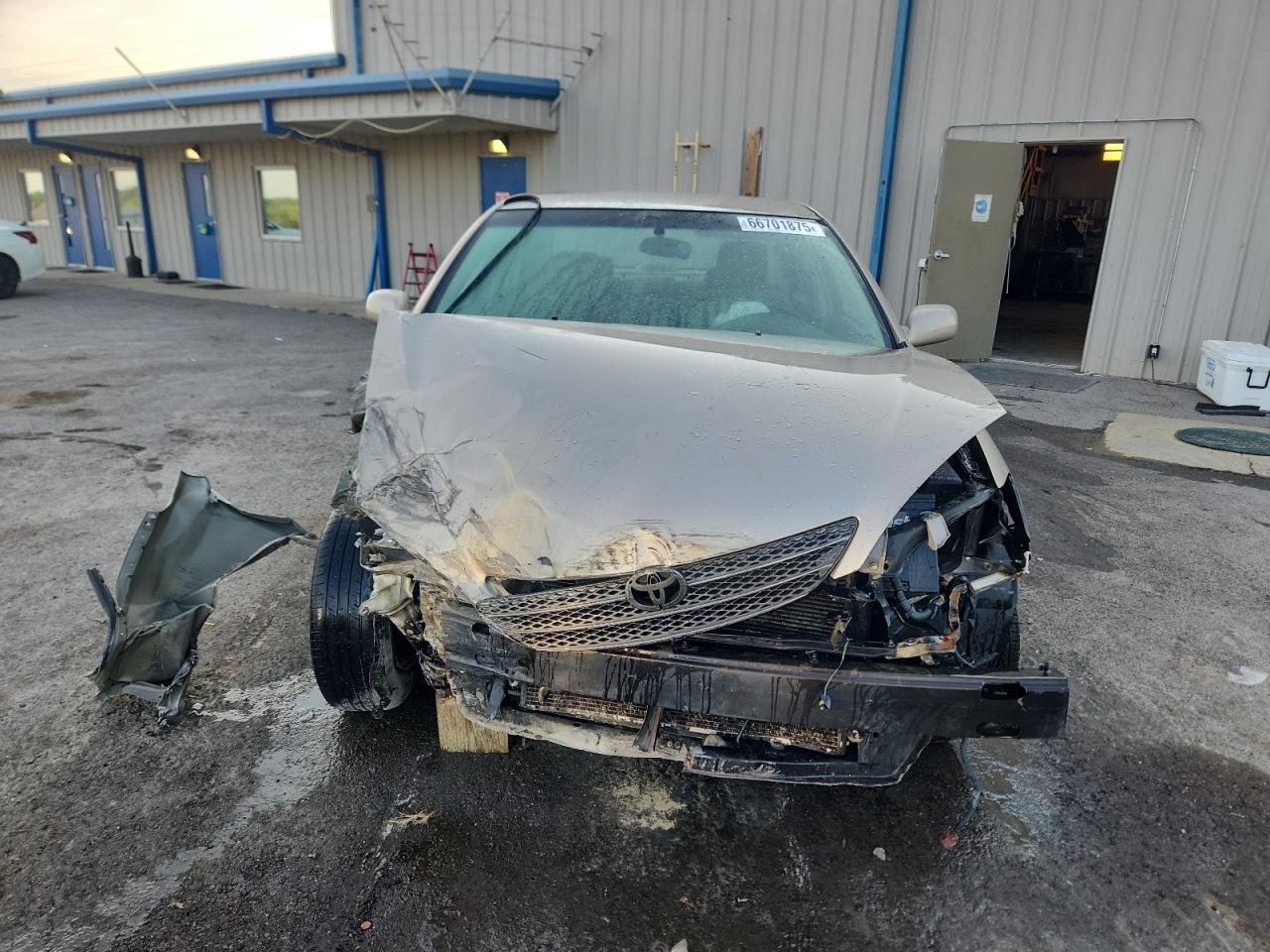 2004 Toyota Camry Le - Фото 5