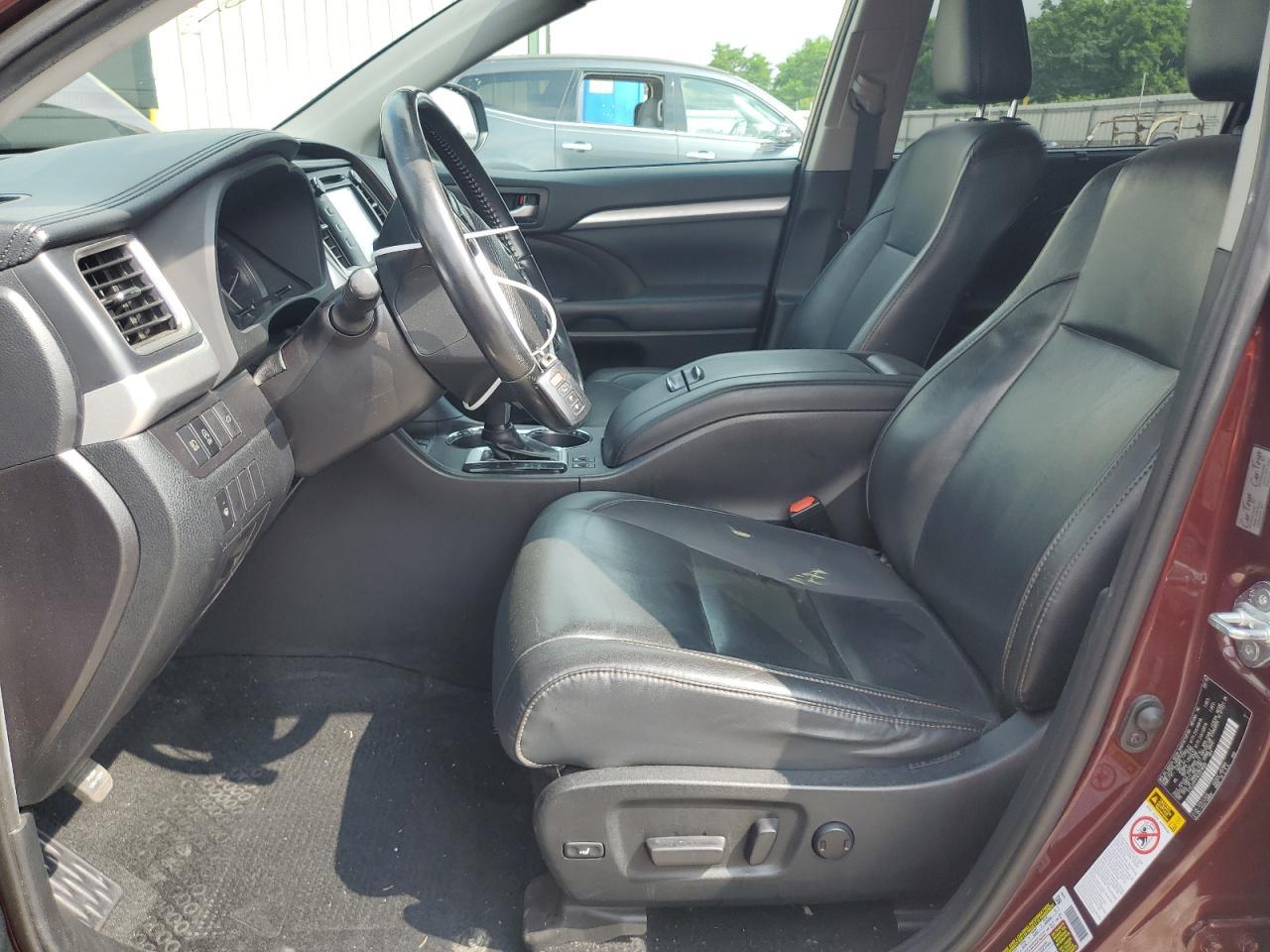 2019 Toyota Highlander Se - Фото 7