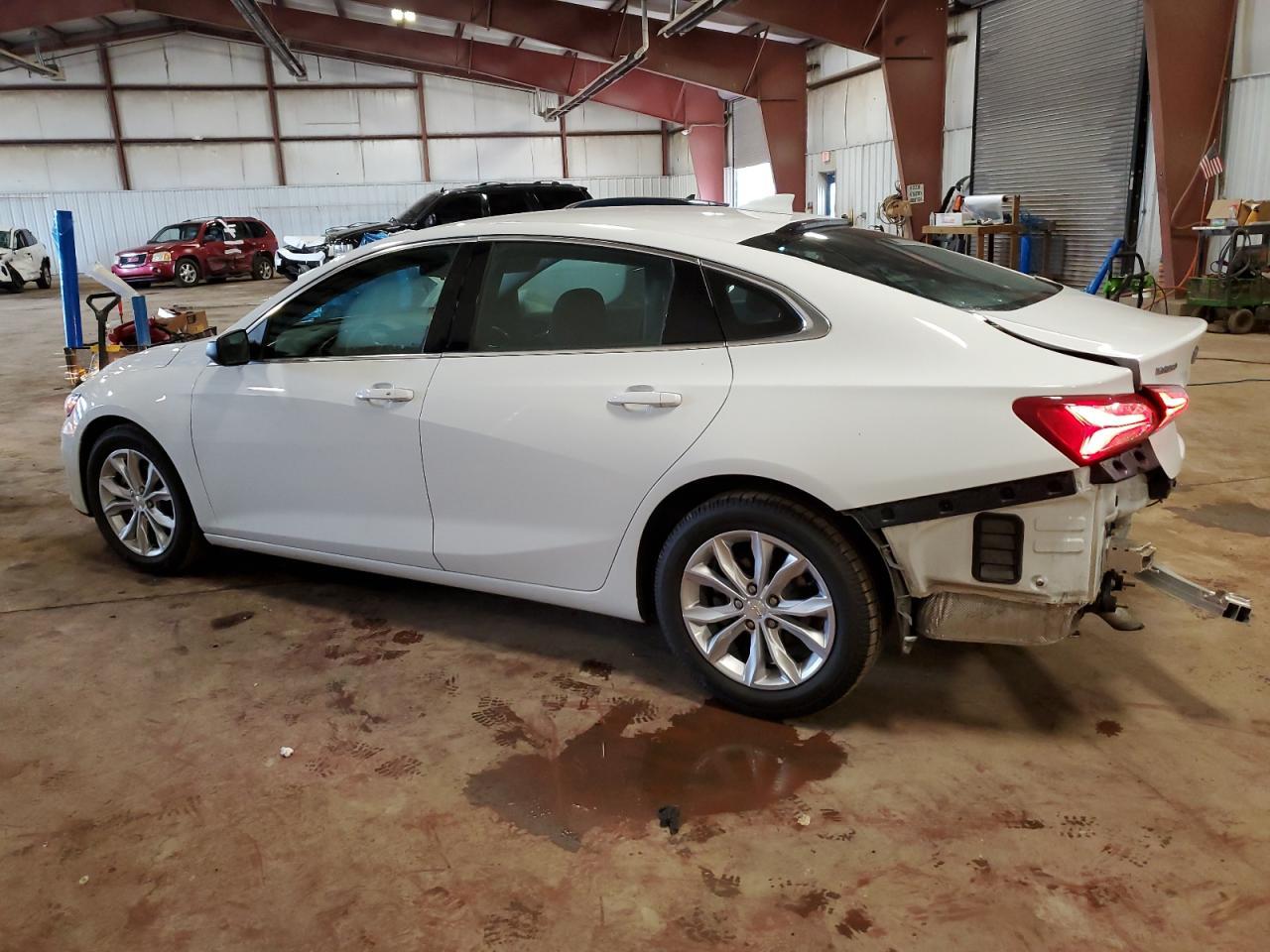 2021 Chevrolet Malibu Lt - Фото 2