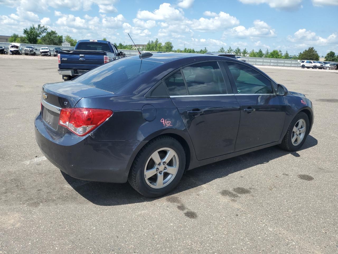 2016 Chevrolet Cruze Limited Lt - Image 3