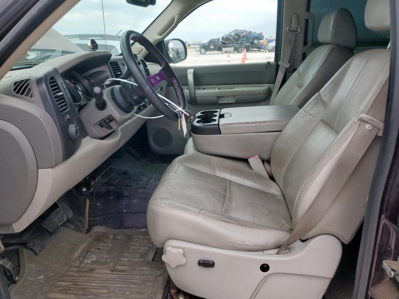2008 GMC Sierra K1500 - Image 7