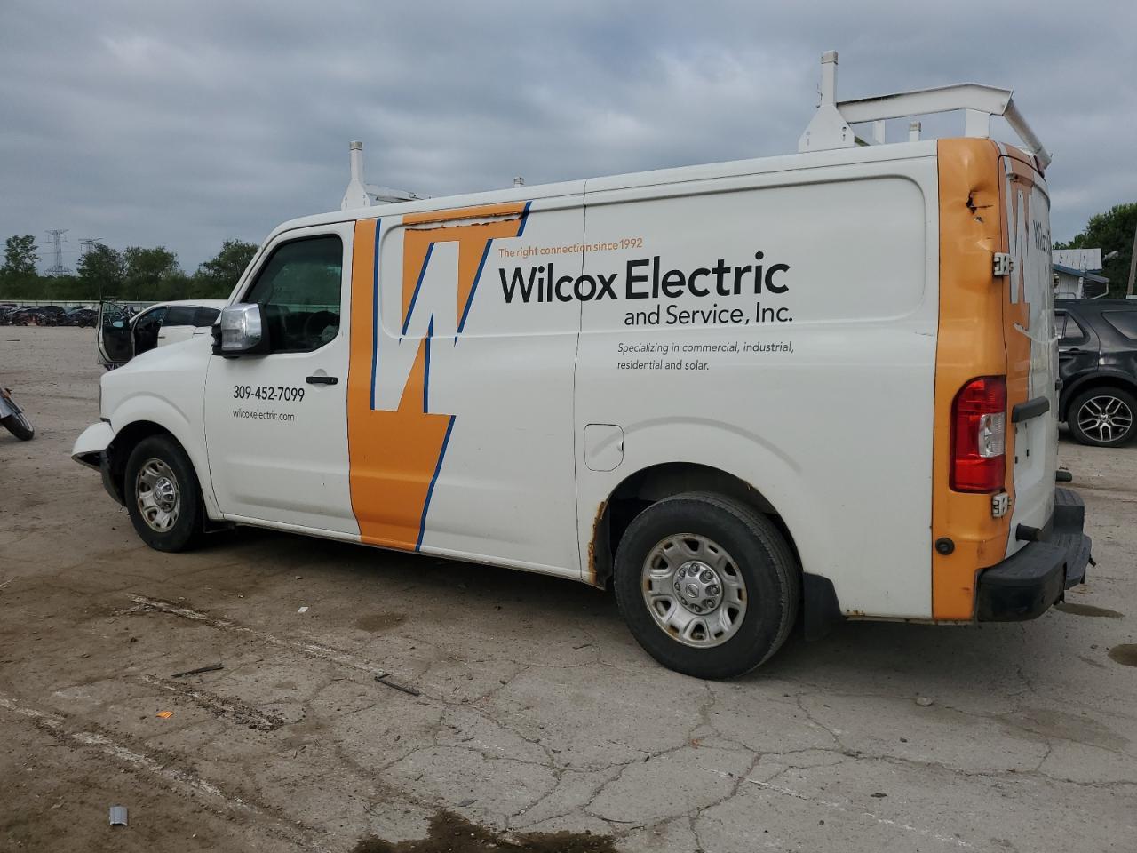 2014 Nissan Nv 2500 - Image 2