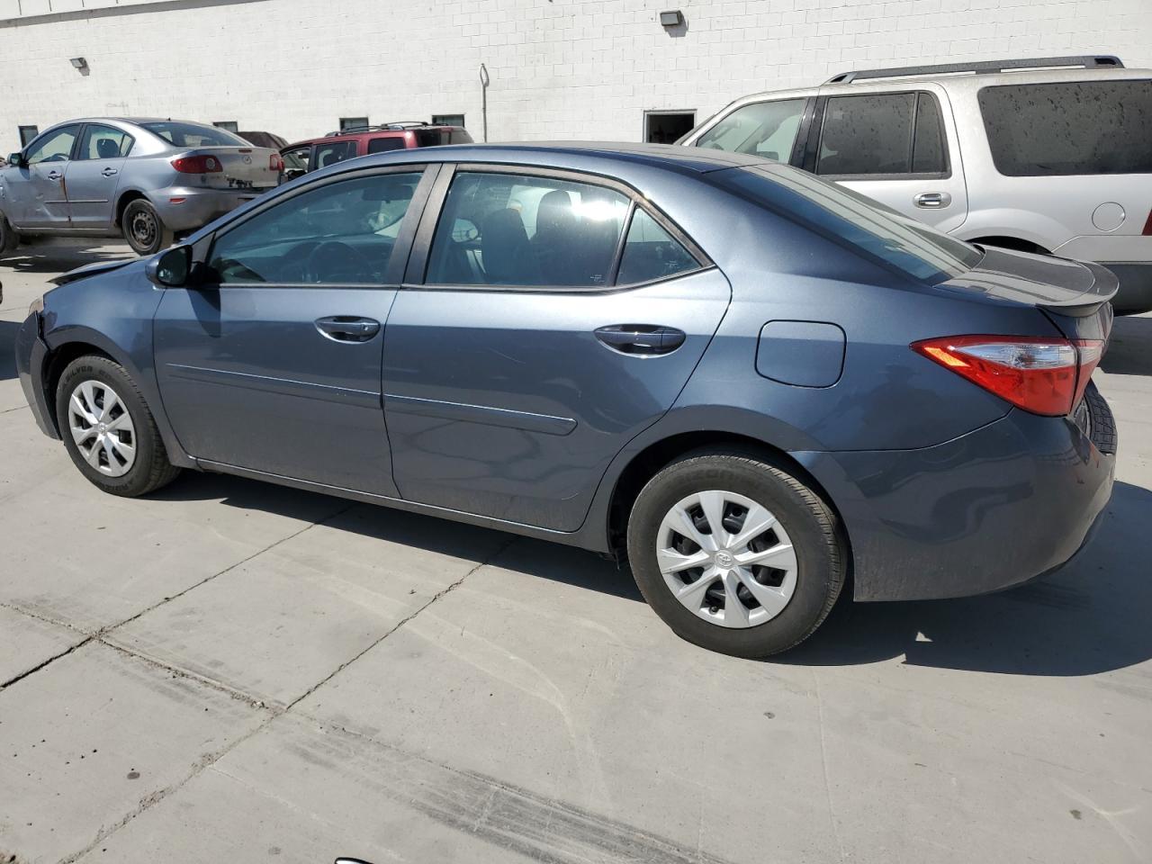 2015 Toyota Corolla Eco - Фото 2