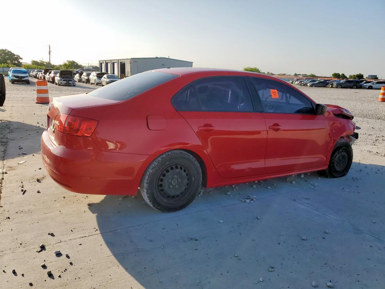 2013 Volkswagen Jetta Base - Image 3