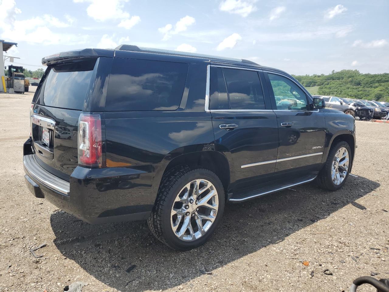2016 GMC Yukon Denali - Фото 3