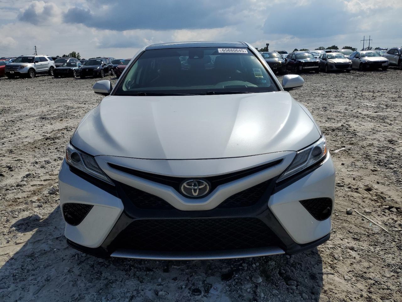 2020 Toyota Camry Trd - Фото 5