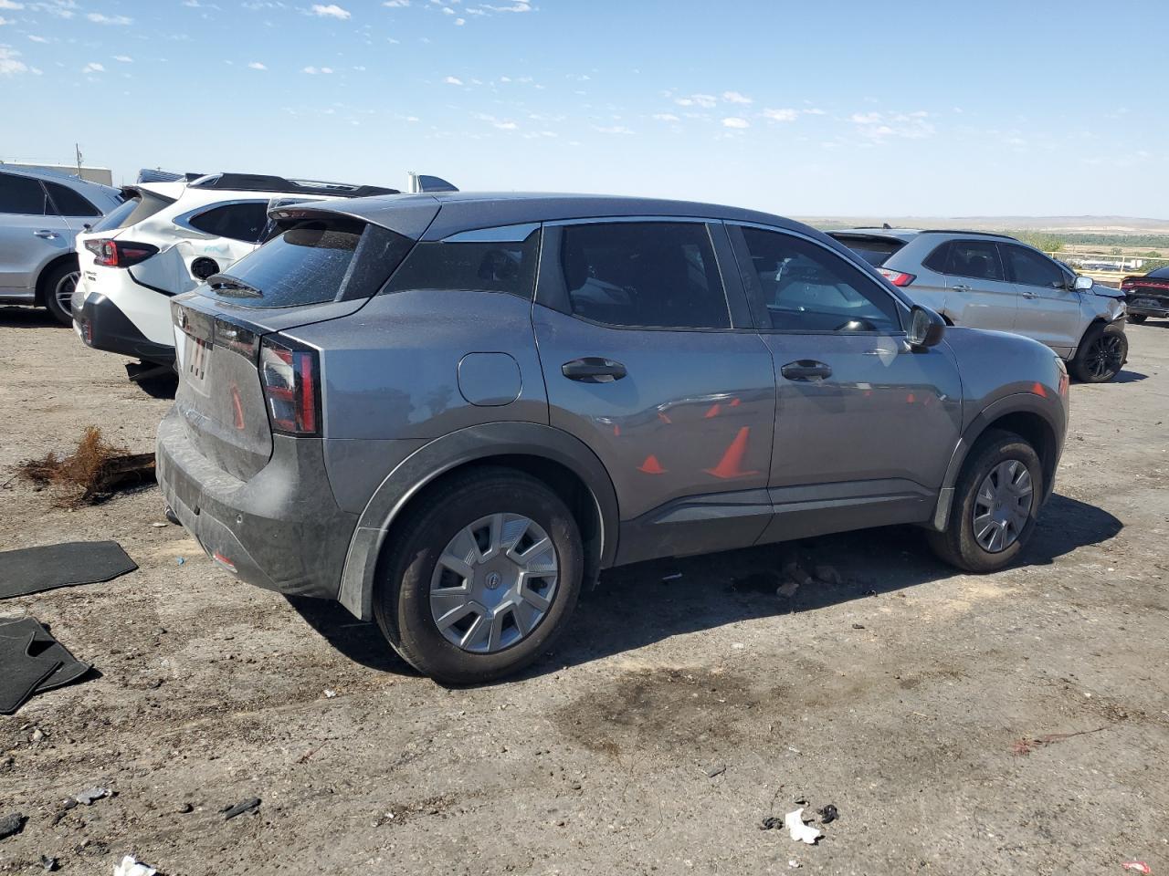 2025 Nissan Kicks S - Image 3