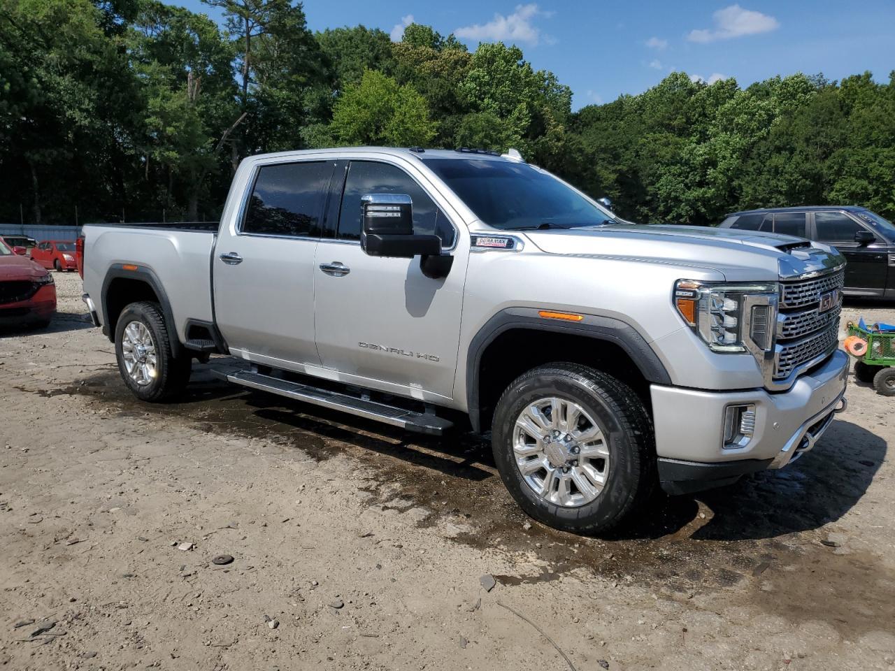 2020 GMC Sierra K2500 Denali - Image 4