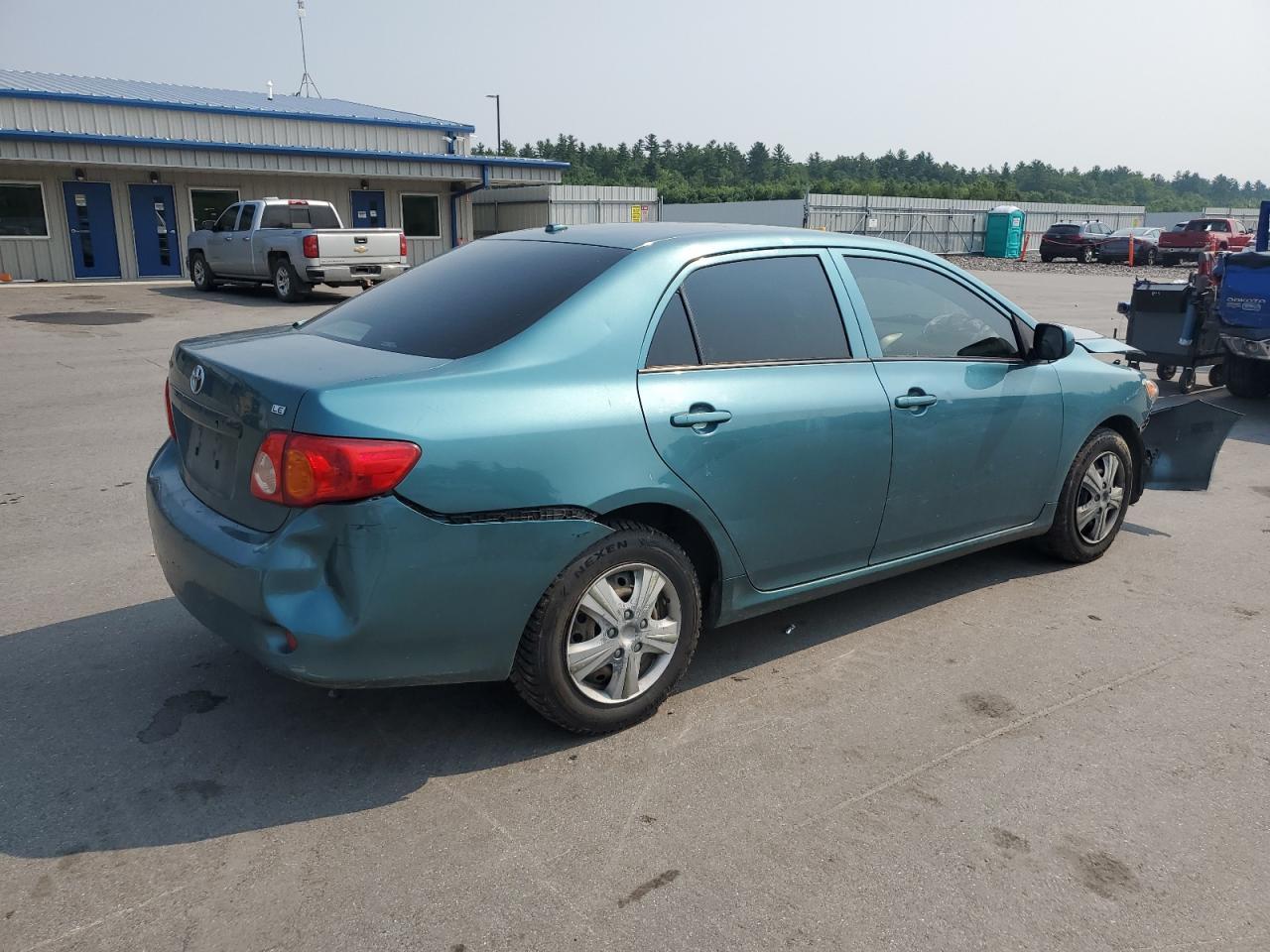 2010 Toyota Corolla Base - Фото 3