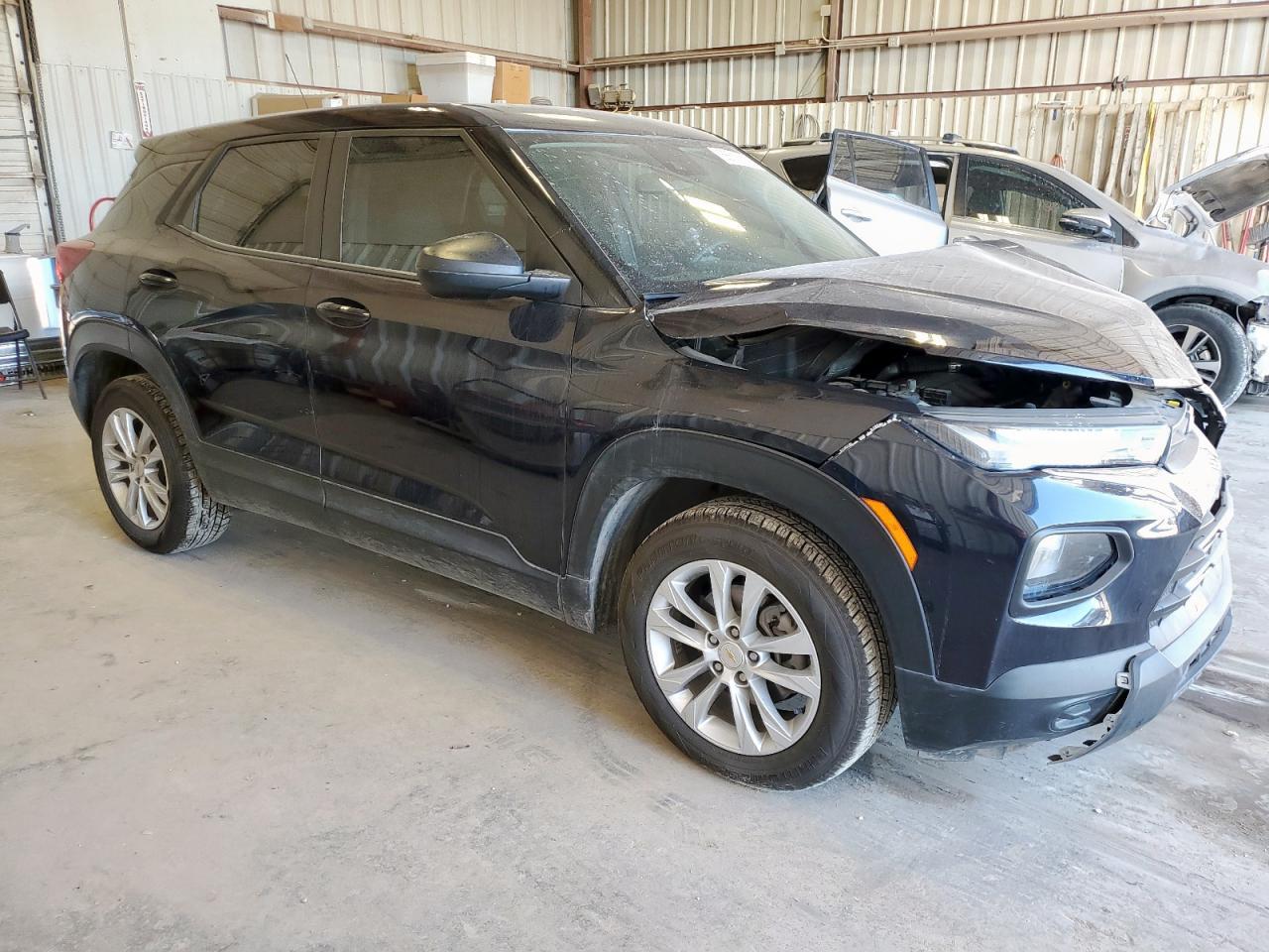 2021 Chevrolet Trailblazer Ls - Image 4