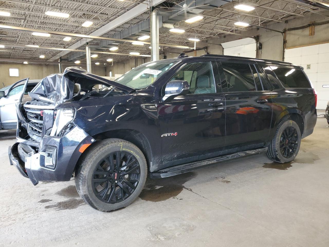 2021 GMC Yukon Xl K1500 At4