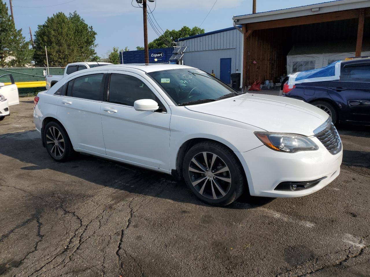 2012 Chrysler 200 S - Фото 4