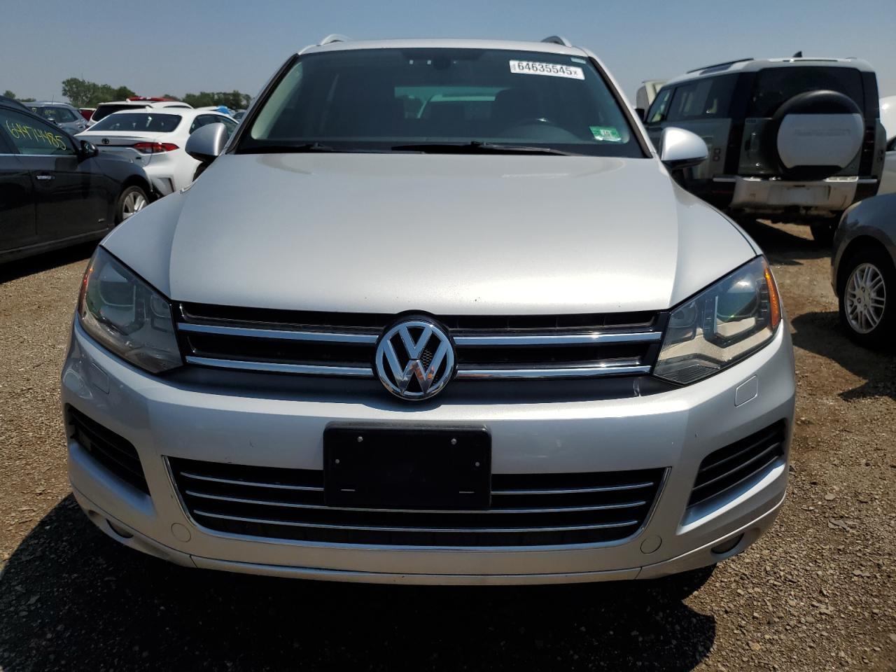 2012 Volkswagen Touareg V6 - Image 5