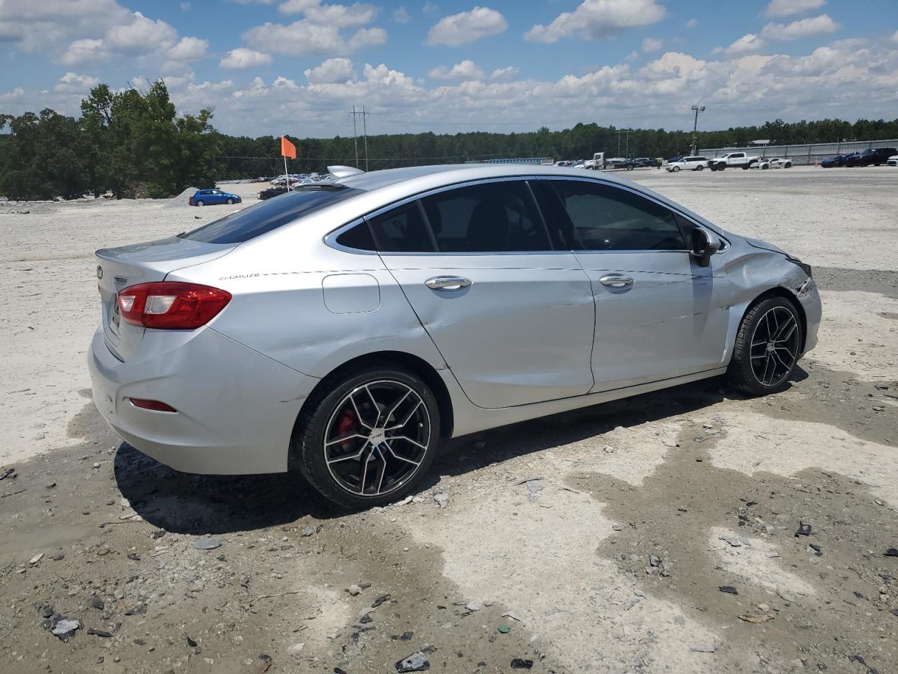 2016 Chevrolet Cruze Premier - Фото 3