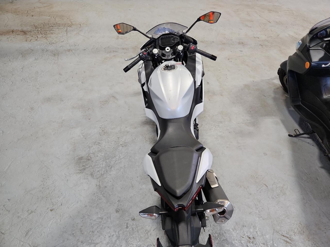 2024 Kawasaki Ex500 - Image 6