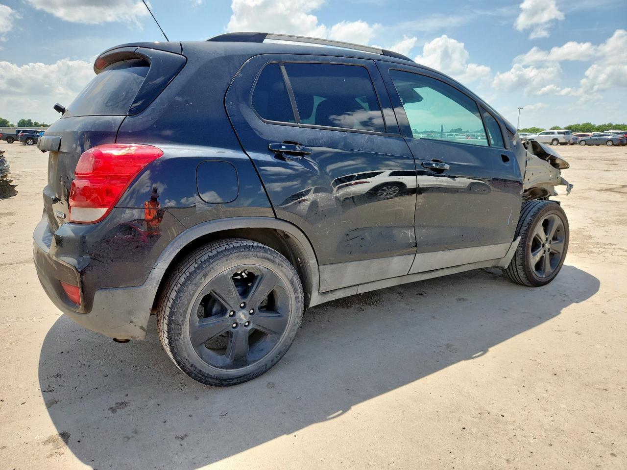 2018 Chevrolet Trax Premier - Image 3