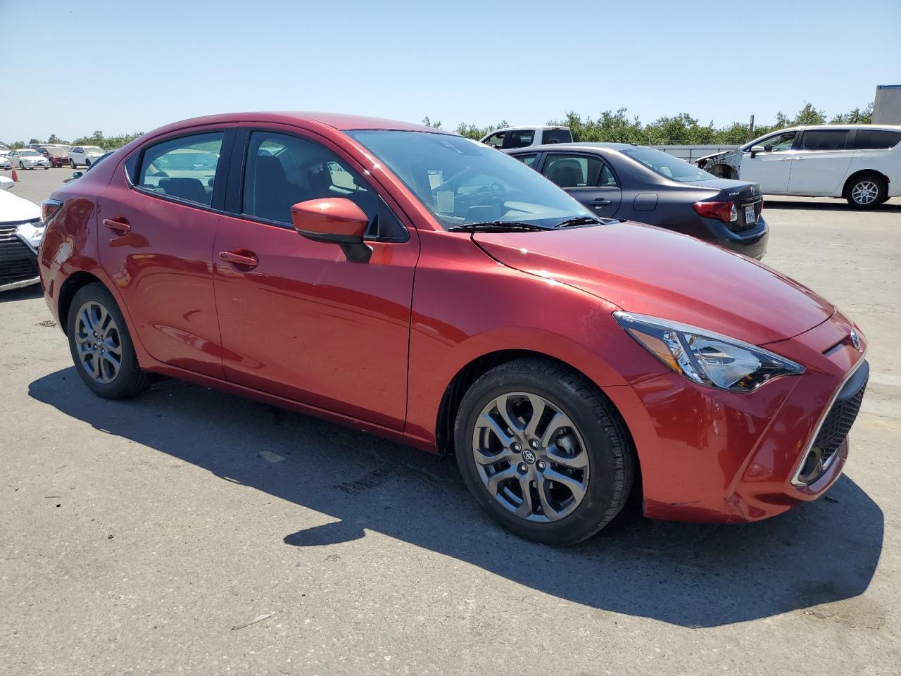 2020 Toyota Yaris L - Фото 4