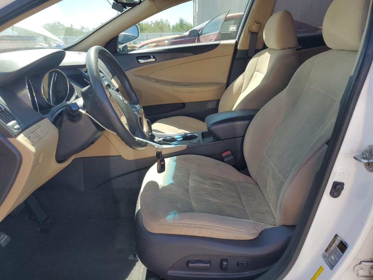 2013 Hyundai Sonata Gls - Image 7